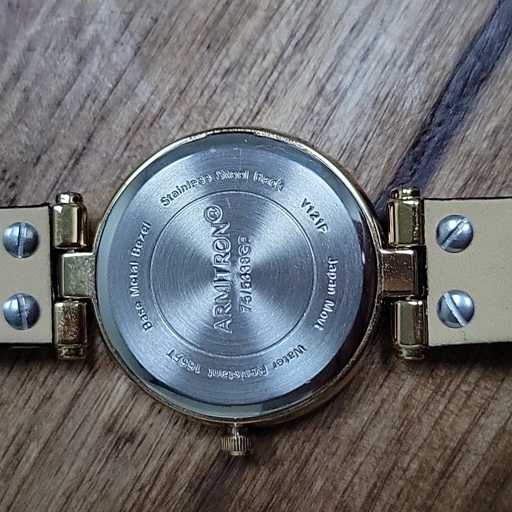 Armitron watch and bracelet set - Picture 5 of 5